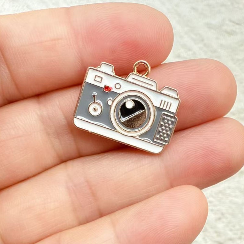 10 Piezas de Dijes de Cámara d - Jewelry Making Videos reseña y precio