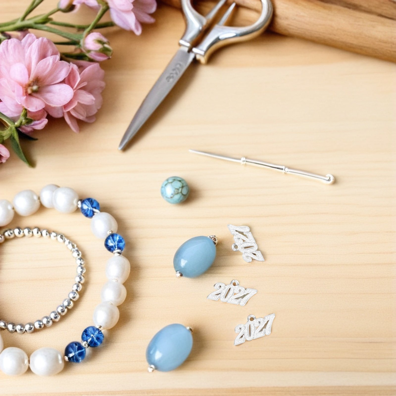 50 piezas de dijes con diseño  - Jewelry Making Classes reseña y precio